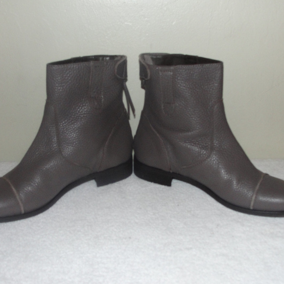 J.Crew gray leather ankle bootss! - Picture 2 of 8